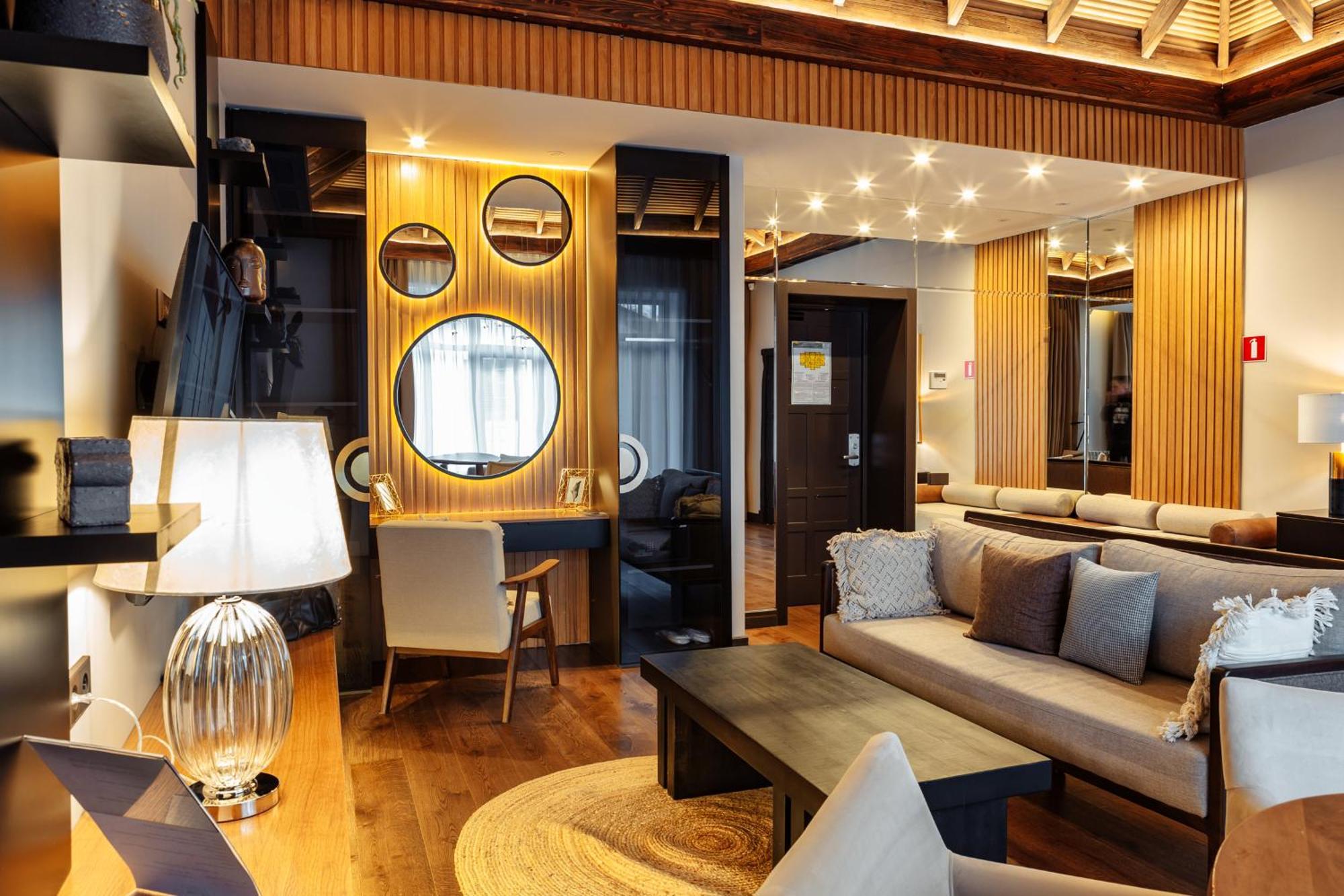 Дом У Озера Hotell Borovoe Exteriör bild