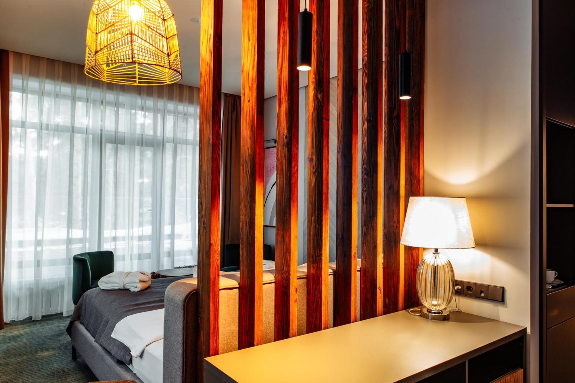 Дом У Озера Hotell Borovoe Exteriör bild