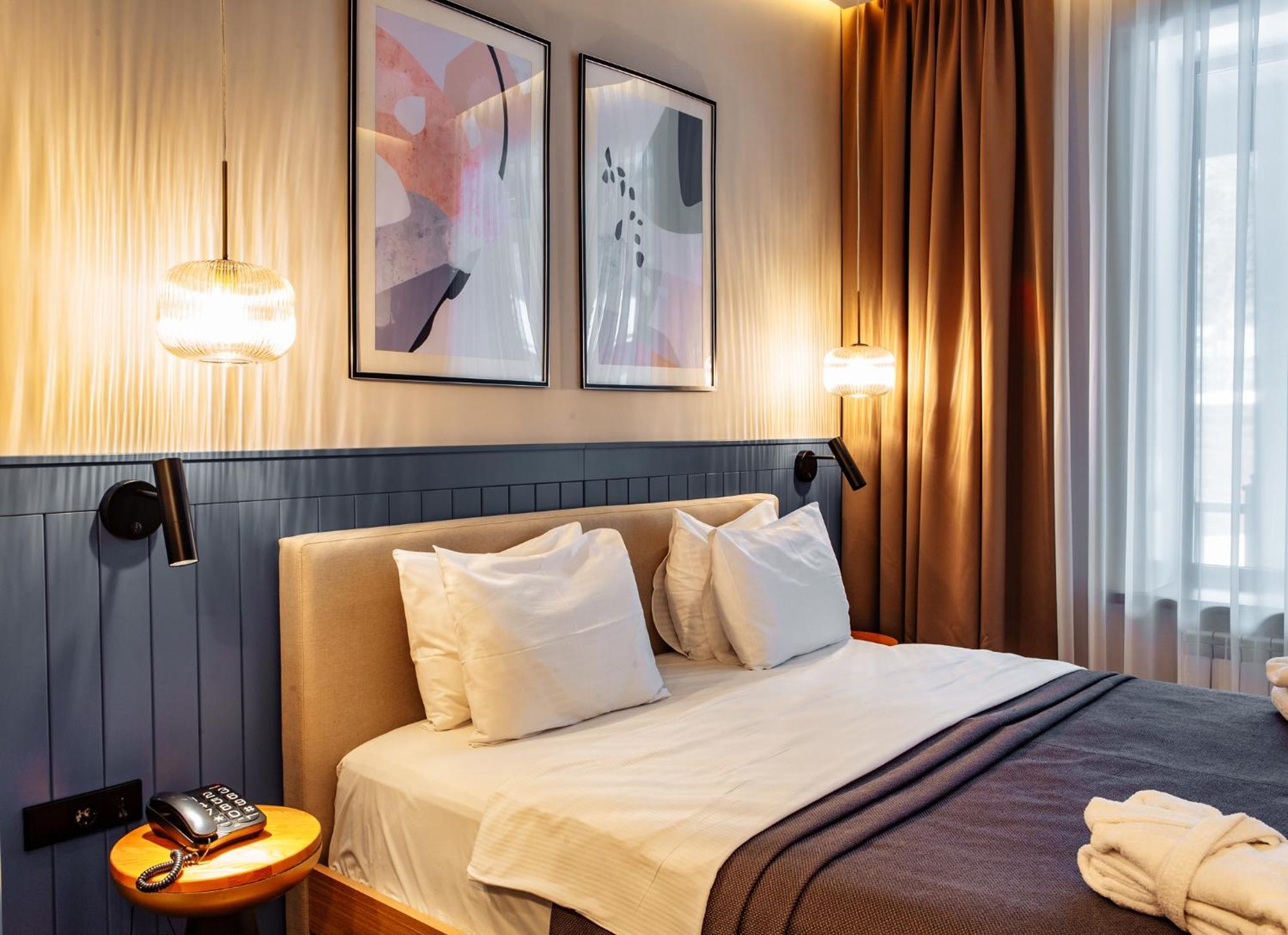 Дом У Озера Hotell Borovoe Exteriör bild